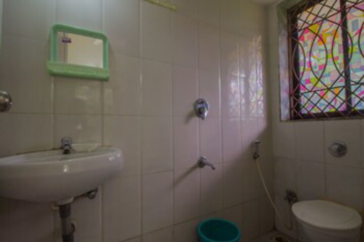 Room 2 of 22