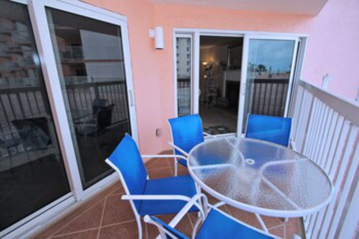 Terrace/Patio 3 of 25