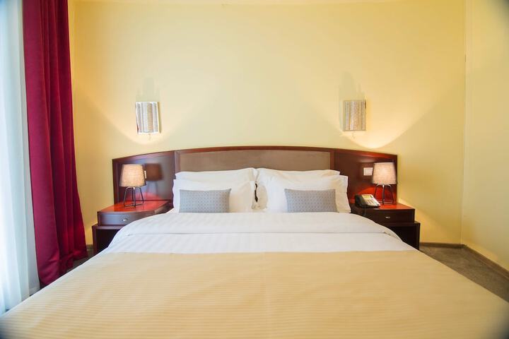 Room 40 of 107