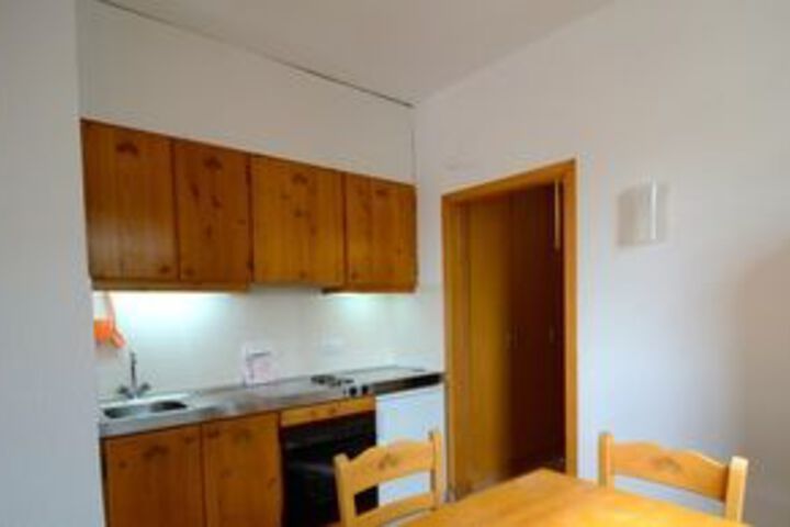 Room 17 of 31