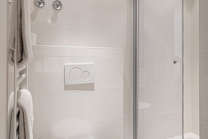 Bath Photo
