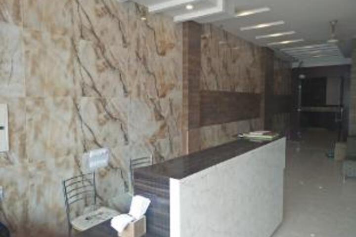 OYO 39355 Hotel Kanha