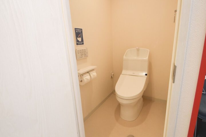 Room 60 of 97