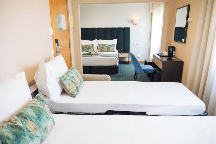 Room 40 of 121