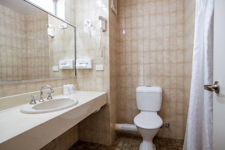Clean Restrooms