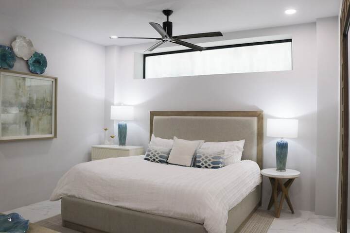 Room 10 of 36