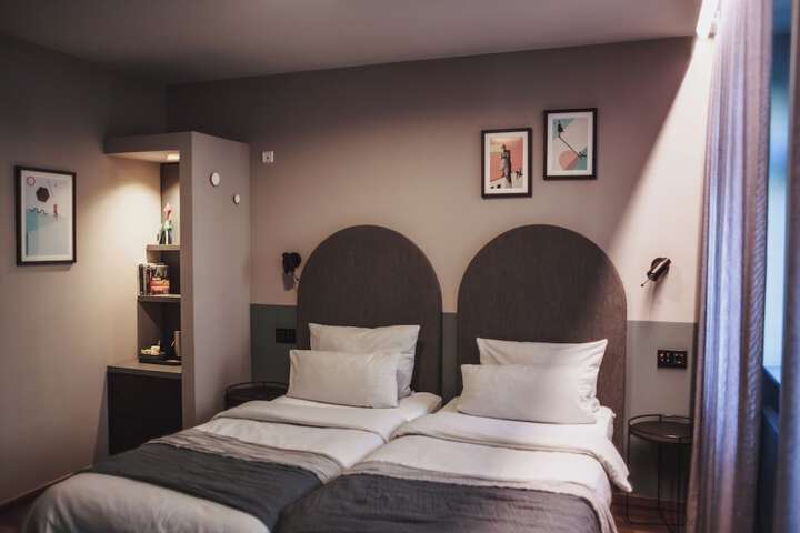 Room 47 of 134