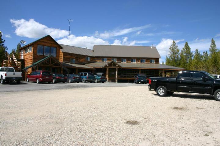 Hotel 3 of 69