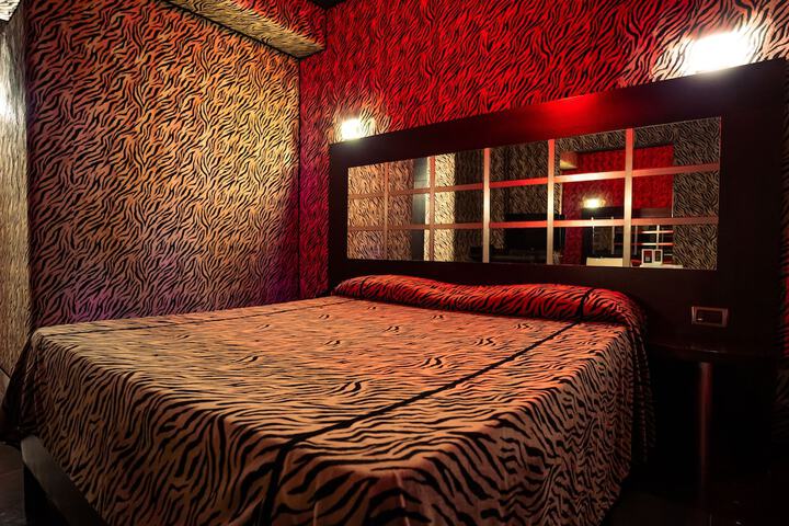 Room 44 of 149