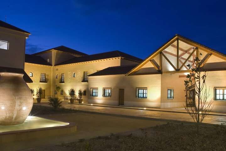 Photo of Hotel de Bodegas Hacienda Albae