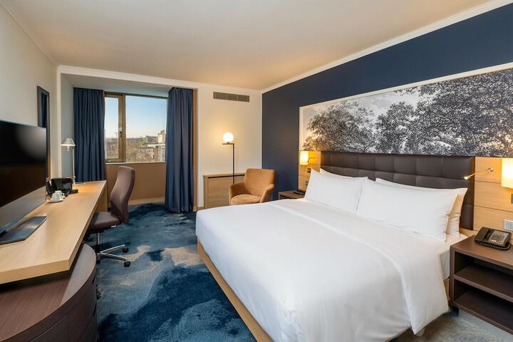 Room 49 of 130