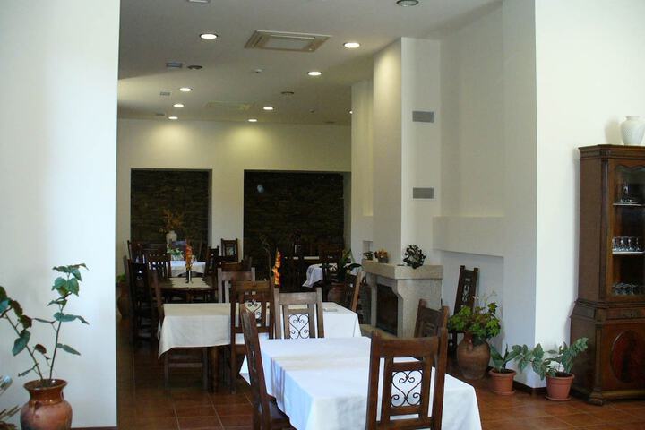 Dining Photos