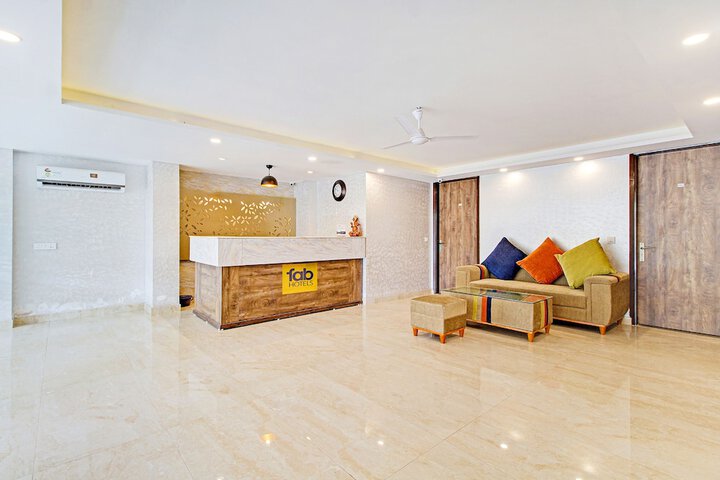 Hotel Interior 6 of 24