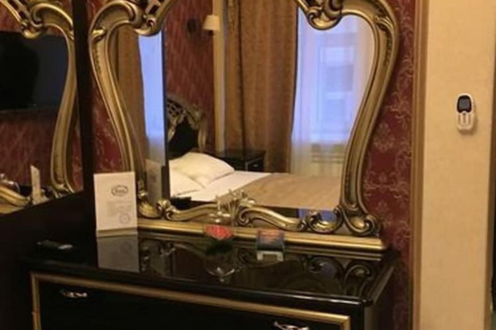 Room 6 of 26