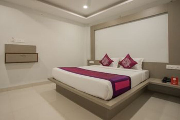 Room 8 of 21