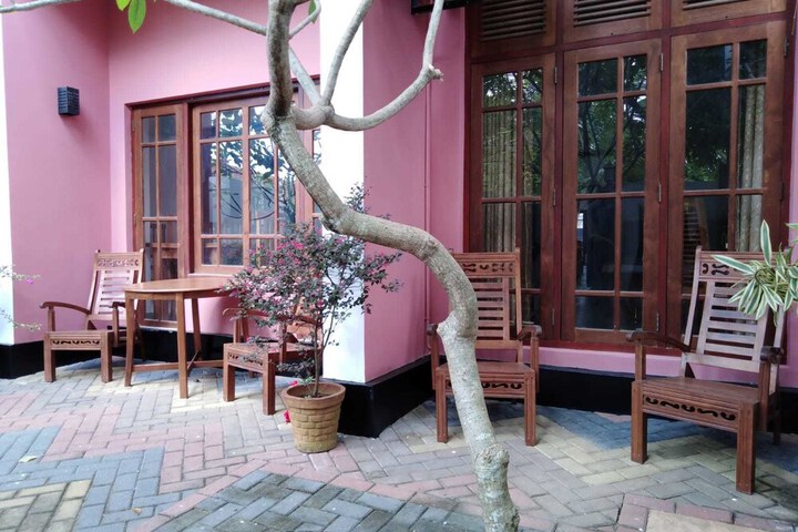 Hotel 5 of 11
