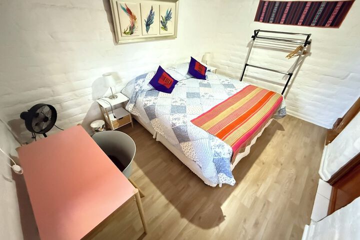 Room 11 of 150
