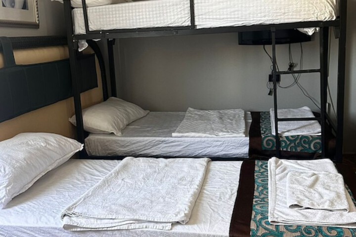 Room 89 of 116