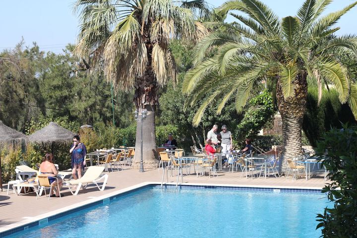 Pool 46 of 95