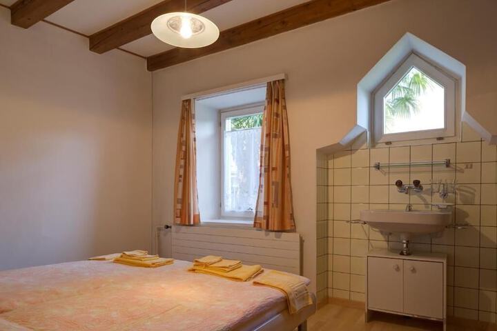 Parkhotel Emmaus - Casa Rustico in Losone