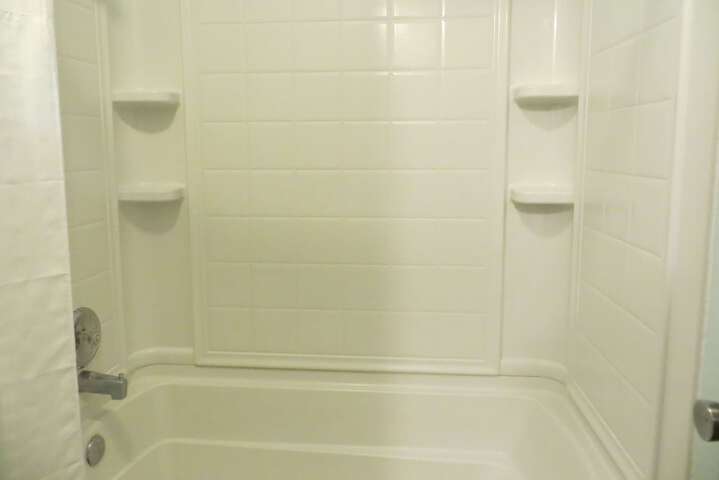 Room 25 of 60