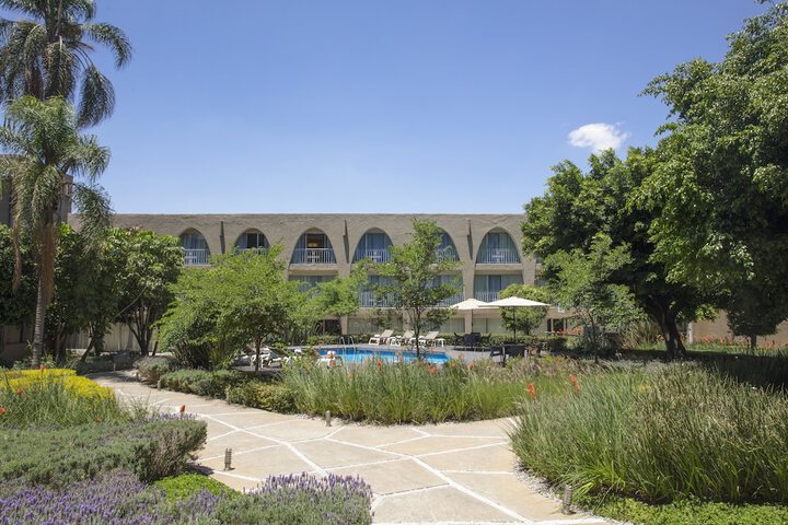 Pools & Facilities