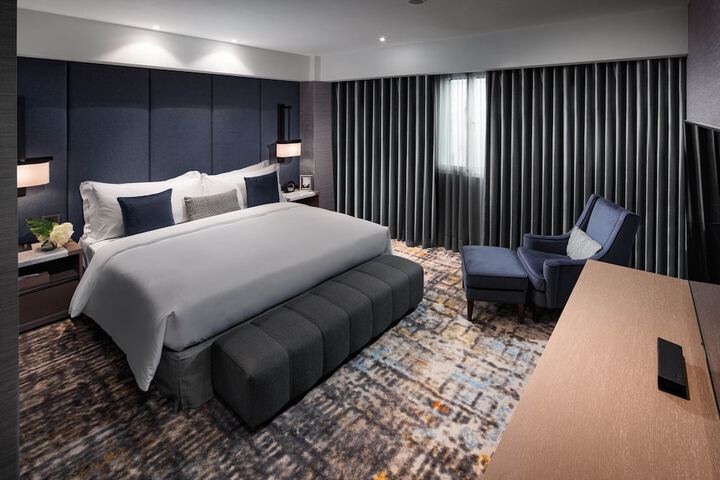 Room 11 of 44