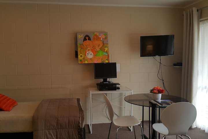 Room 12 of 62