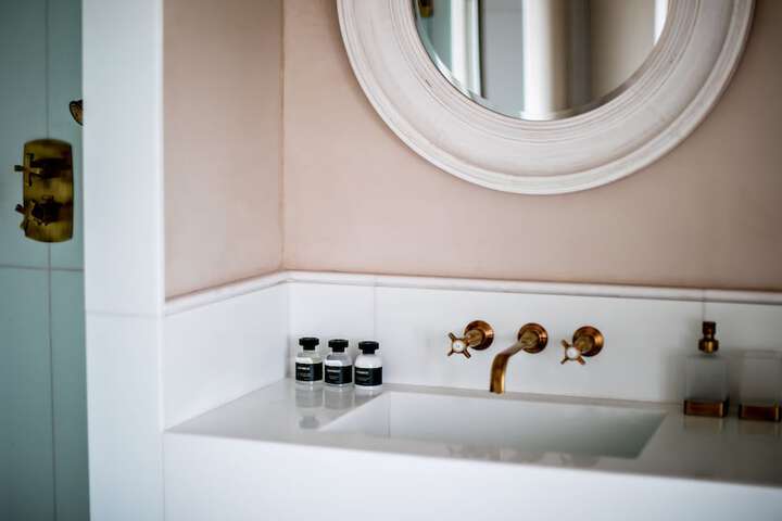 Room 92 of 110