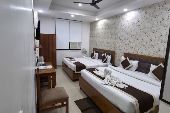Room 18 of 72