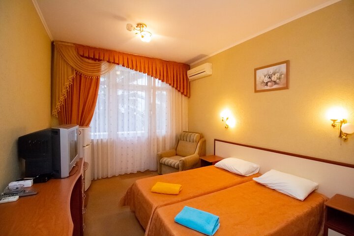 Room 40 of 129