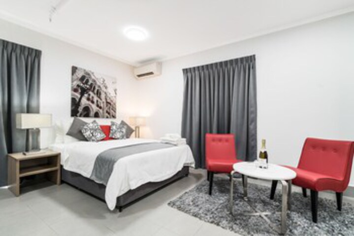 Room 5 of 50