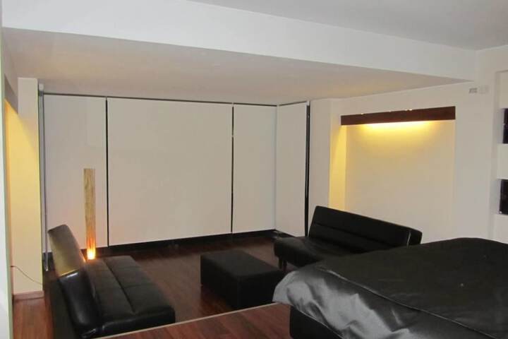 Room 22 of 46