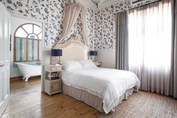 Inside Room Photo