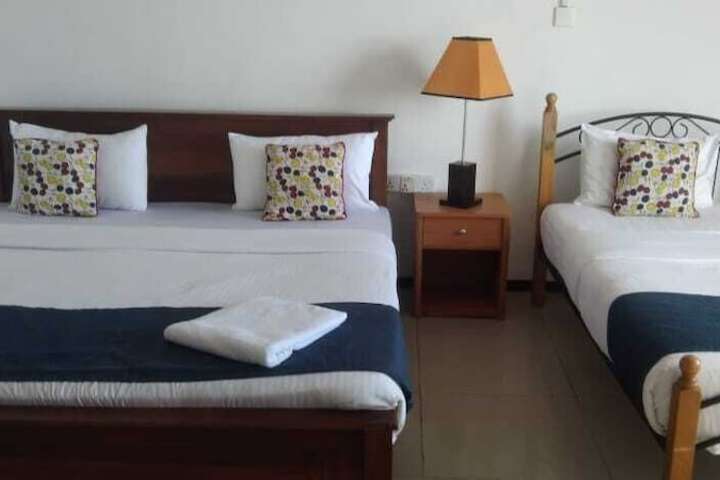 Room 5 of 21