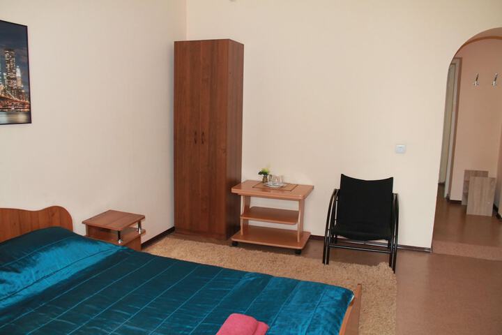 Room 10 of 17