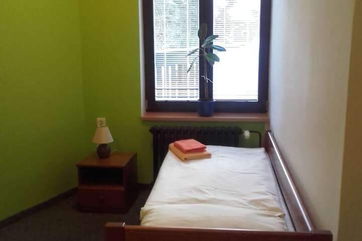 Room 18 of 59