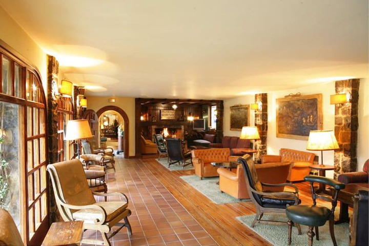 Hotel Interior 3 of 31