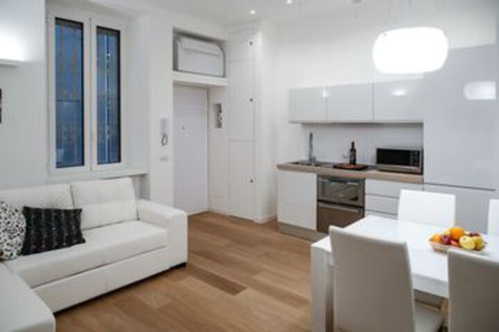 Room 18 of 25
