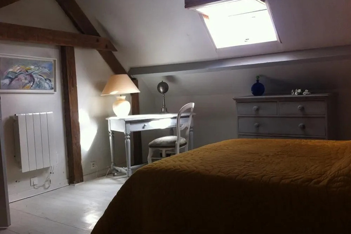 Room 3 of 19