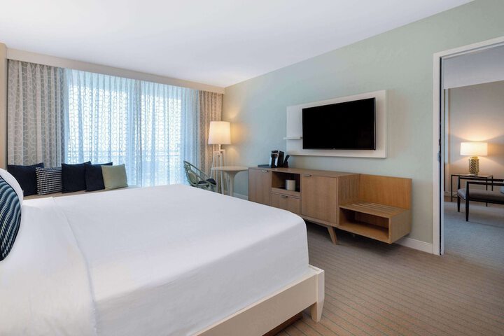 Room 21 of 125