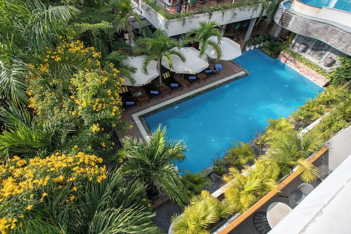 Pool 135 of 180