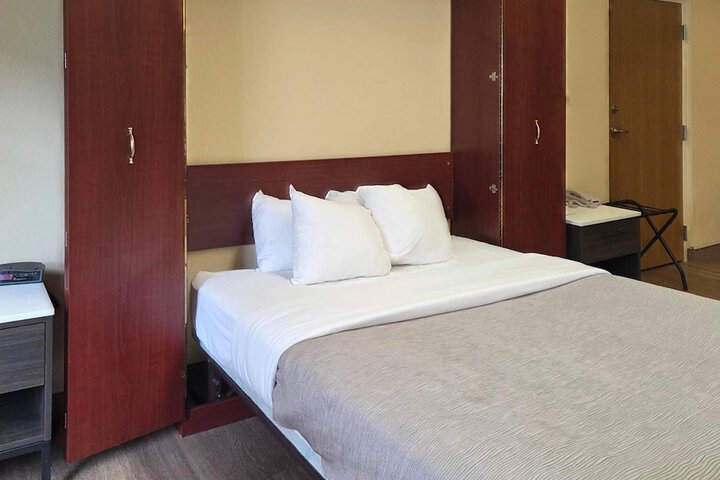 Room 26 of 56