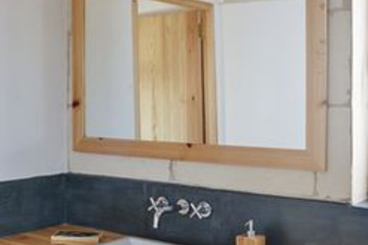 Room 6 of 29
