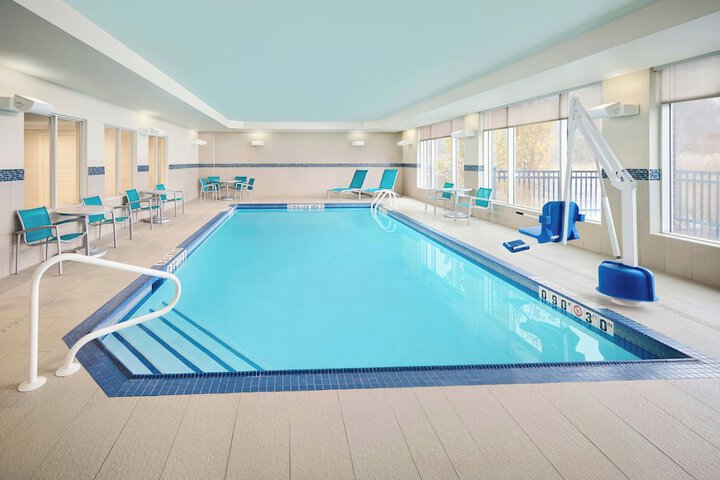 Pool 24 of 35