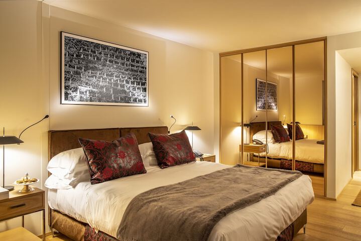 Room 13 of 62