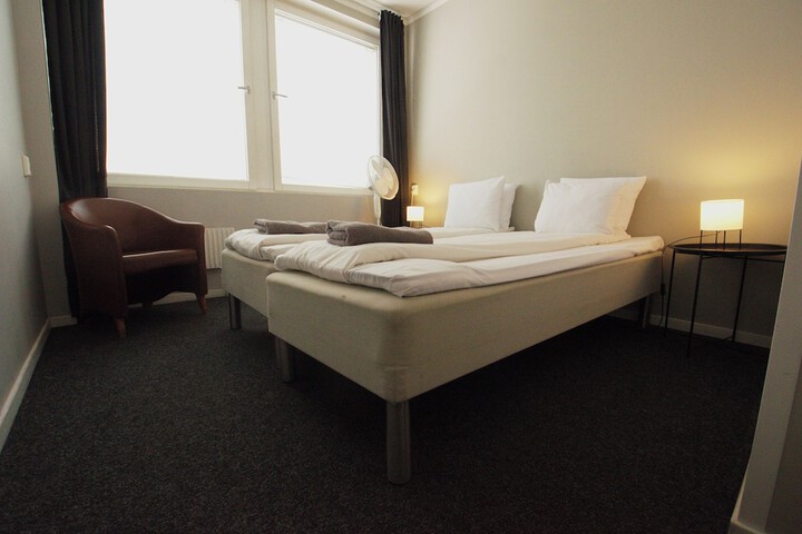 Room 101 of 128