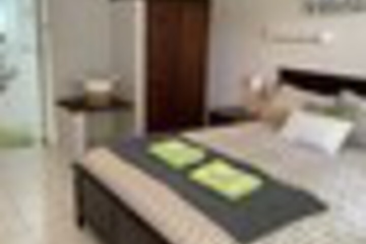 Room 17 of 123