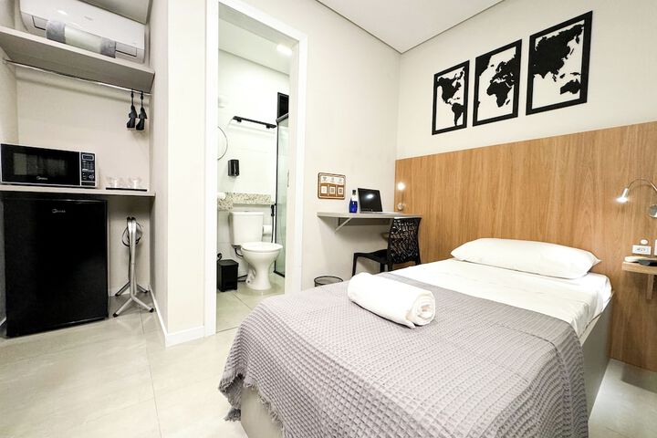 Room 12 of 29