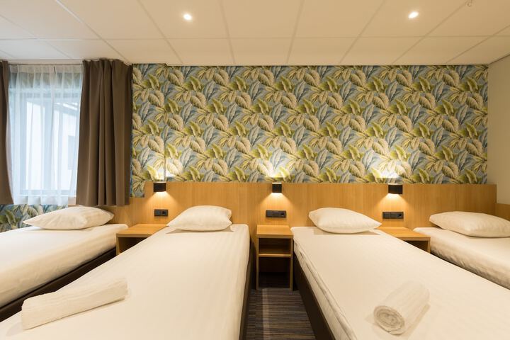 Room 8 of 29